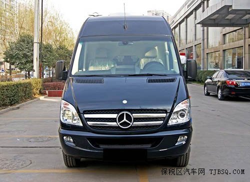 新款奔馳斯賓特房車 天津現(xiàn)車價格168萬