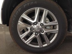雷克薩斯LX570中東 運(yùn)動包圍/20寸輪轂