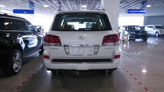 2014款凌志5700中東版 頂配現(xiàn)車惹關(guān)注