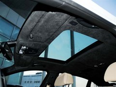 2014款寶馬740現(xiàn)車到店 極致奢華風(fēng)格96萬