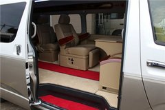 2014款豐田海獅商務(wù)車 上白下金優(yōu)惠促銷