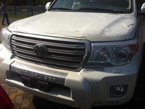 2014款豐田酷路澤5700降價(jià) 中東版現(xiàn)車124.5萬(wàn)