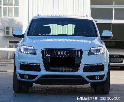 進(jìn)口奧迪Q7現(xiàn)車到店 天津港沖擊最低價(jià)