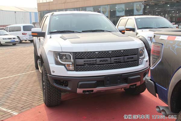 2014款福特猛禽F150 高低配現(xiàn)車56萬起售