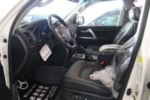 2014款豐田蘭德酷路澤4600/5700 現(xiàn)車秒殺