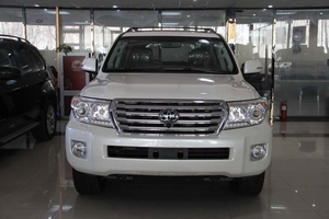 2014款豐田蘭德酷路澤4600/5700 現(xiàn)車秒殺