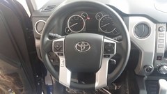 2014款豐田坦途5.7L美式皮卡 SR5+TRD版現(xiàn)車42萬