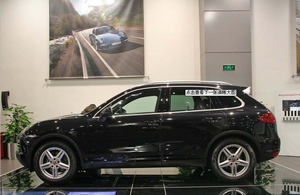 保時捷卡宴鉑金版現(xiàn)車充足 超低價清倉