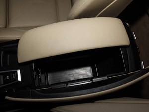 寶馬X6現(xiàn)車周末揮淚讓利 新款優(yōu)惠大賣