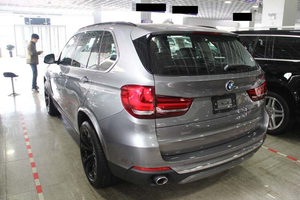 2014款寶馬X5 現(xiàn)車震撼到店巔峰讓利售