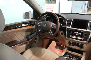 奔馳GL550現(xiàn)車優(yōu)惠中 限時(shí)搶購模式開啟