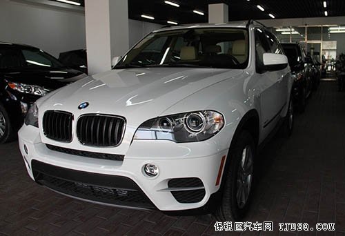 2013款寶馬X5美規(guī)版 現(xiàn)車極少大大前雙電70萬
