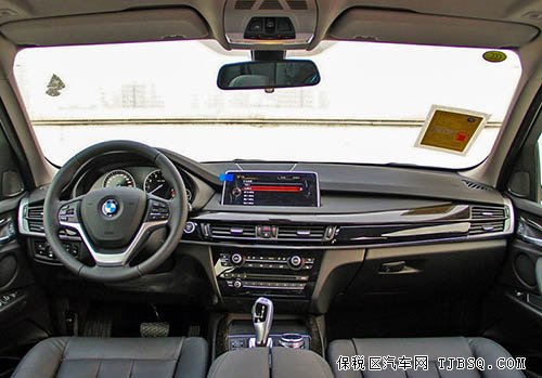 美規(guī)版寶馬X5最低配 天津現(xiàn)車持續(xù)特賣中