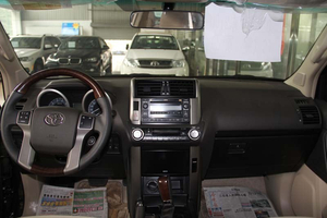2014款豐田霸道2700中東版 優(yōu)惠爆棚批量降價