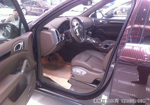 保時(shí)捷鉑金版卡宴優(yōu)惠 天津最低價(jià)曝光
