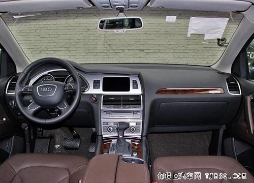 奧迪Q7汽油版報價最優(yōu) 天津港現(xiàn)車72萬