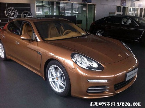 保時(shí)捷Panamera現(xiàn)車到店 月初優(yōu)惠大促