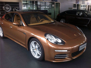 保時(shí)捷Panamera現(xiàn)車到店 月初優(yōu)惠大促