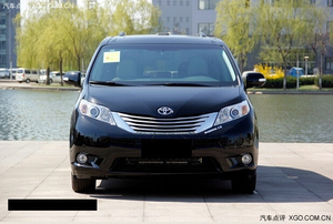 豐田塞納天津港暢銷 新款現(xiàn)車特價出售