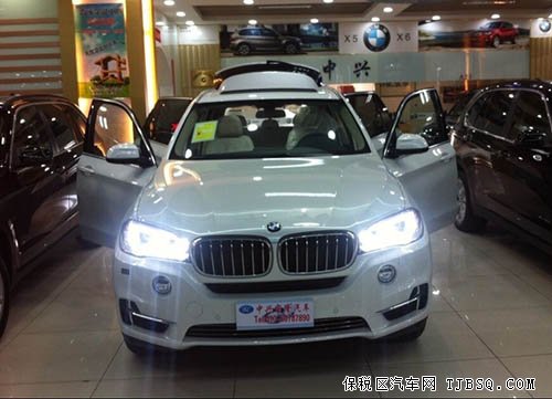 寶馬X5現(xiàn)車鼎力大促 火熱降價(jià)裸利酬賓