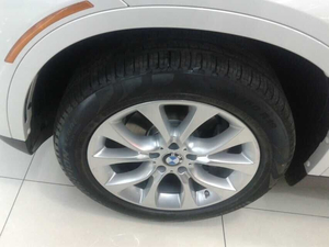 寶馬X5現(xiàn)車周末狂惠 飚底熱賣驚艷逆襲
