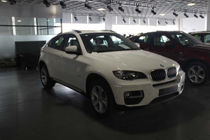 寶馬X6現(xiàn)車給力報(bào)價(jià)售 惠民超值大放價(jià)