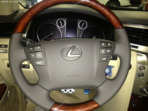 2014款雷克薩斯LX570中東版 頂配特價(jià)售