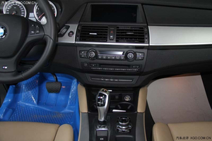 寶馬X5M版店內(nèi)現(xiàn)車熱賣 鉅惠價(jià)飚底直降