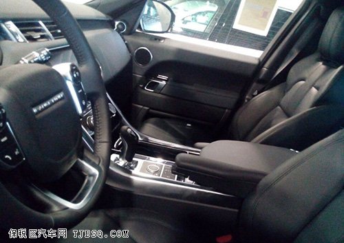 路虎攬勝運(yùn)動(dòng)已到店 隨心暢惠極致體驗(yàn)