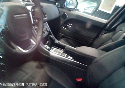 路虎攬勝運(yùn)動(dòng)已到店 隨心暢惠極致體驗(yàn)