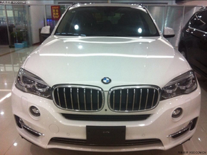 2014款寶馬X5精致現(xiàn)車 豪惠讓利折上折