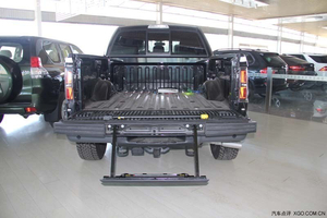 2014款福特猛禽F150 經(jīng)典皮卡優(yōu)惠58萬(wàn)