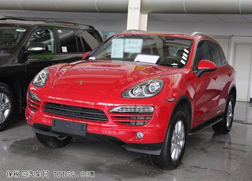 保時(shí)捷卡宴天津港現(xiàn)車 領(lǐng)銜熱賣零利潤沖量中