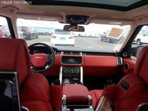 2014款路虎創(chuàng)世尊崇加長 現(xiàn)車白色干椒紅內(nèi)飾