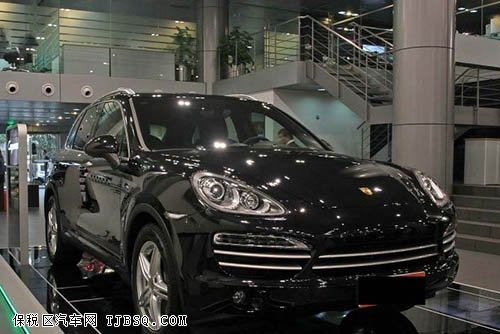 保時(shí)捷卡宴柴油鉑金版 八月掀降價(jià)狂潮