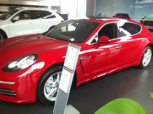 保時(shí)捷panamera現(xiàn)車報(bào)價(jià) 低價(jià)風(fēng)暴曠世促銷