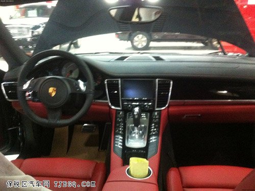 保時(shí)捷panamera低調(diào)強(qiáng)者 特惠風(fēng)暴侵襲