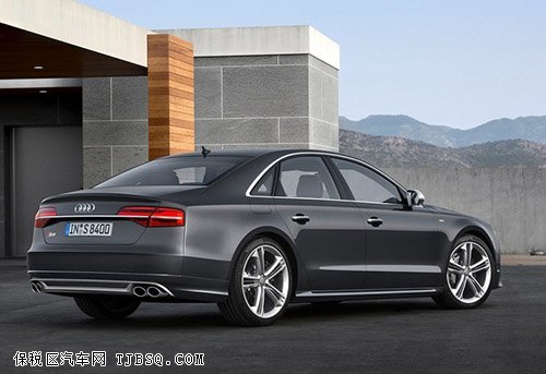 奧迪S8現(xiàn)車熱銷中 奧迪S8清倉(cāng)優(yōu)惠特賣