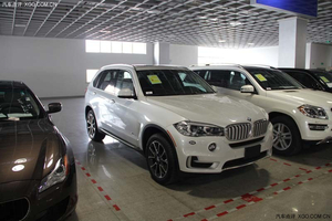 進(jìn)口寶馬X5現(xiàn)車優(yōu)惠多 現(xiàn)購(gòu)車尊享巨額禮包