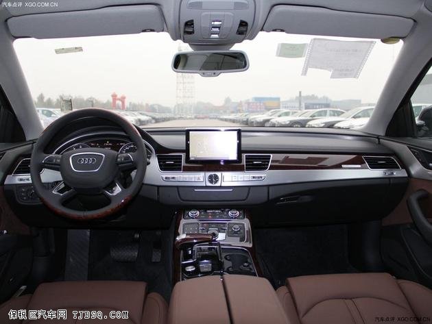 奧迪A8最新優(yōu)惠報(bào)價(jià) 天津現(xiàn)車緊俏巨幅清倉(cāng)