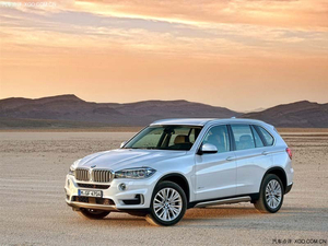 寶馬X5現(xiàn)車中秋降價優(yōu)惠 好禮相送還等什么