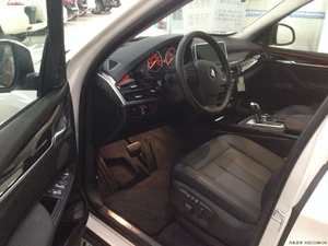 2014款美規(guī)寶馬X5驚喜促銷 現(xiàn)車低價脫銷