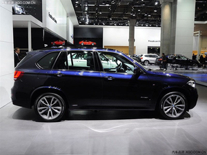 2014款寶馬X5現(xiàn)車折上折 現(xiàn)車震撼直降破底價