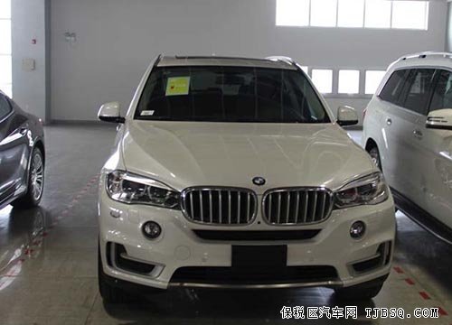 寶馬X5現(xiàn)車(chē)報(bào)價(jià)低 天津港車(chē)源低價(jià)熱賣(mài)