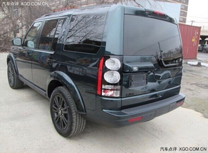 路虎發(fā)現(xiàn)四年中促銷(xiāo) 七座天津現(xiàn)車(chē)報(bào)價(jià)優(yōu)惠