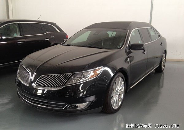 林肯MKS加長版到店 天津現(xiàn)車國慶節(jié)期購車送全險