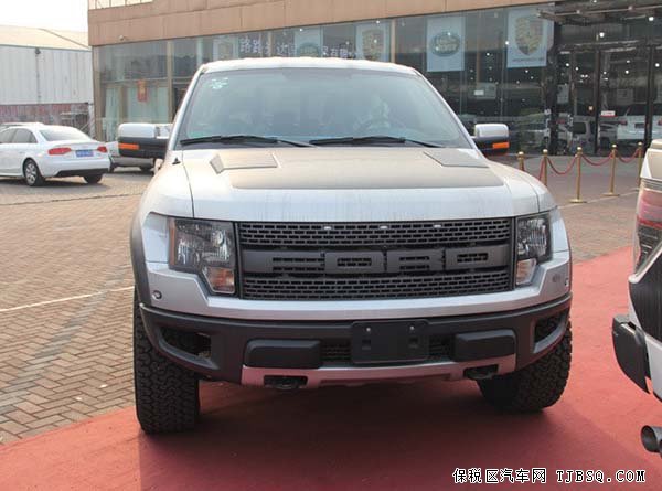 福特猛禽皮卡國(guó)慶火爆促銷(xiāo) 港口驚喜購(gòu)車(chē)中
