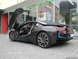 寶馬i8豪華頂級超跑 新概念車至臻登場