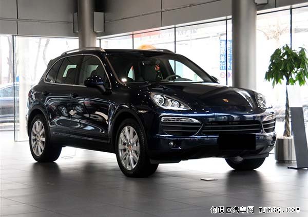 2014保時(shí)捷卡宴汽油版現(xiàn)車 無死角操控藝術(shù)泊車