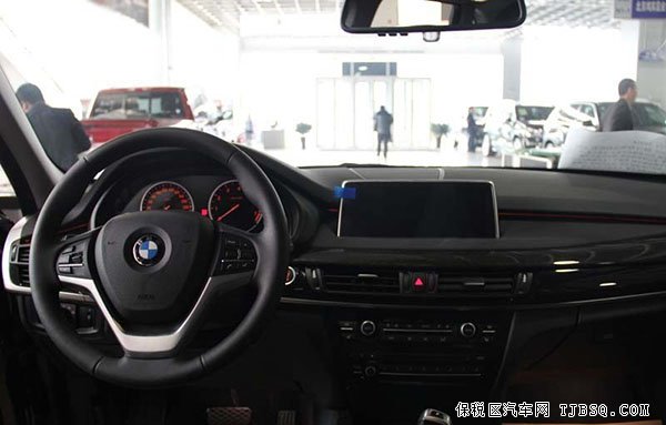 2014款寶馬X5加規(guī)版3.0T L-LINE包現(xiàn)車(chē)72萬(wàn)即購(gòu)